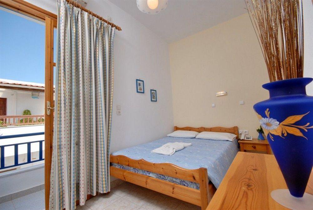 Hotel Zeus Naxos City Exterior photo