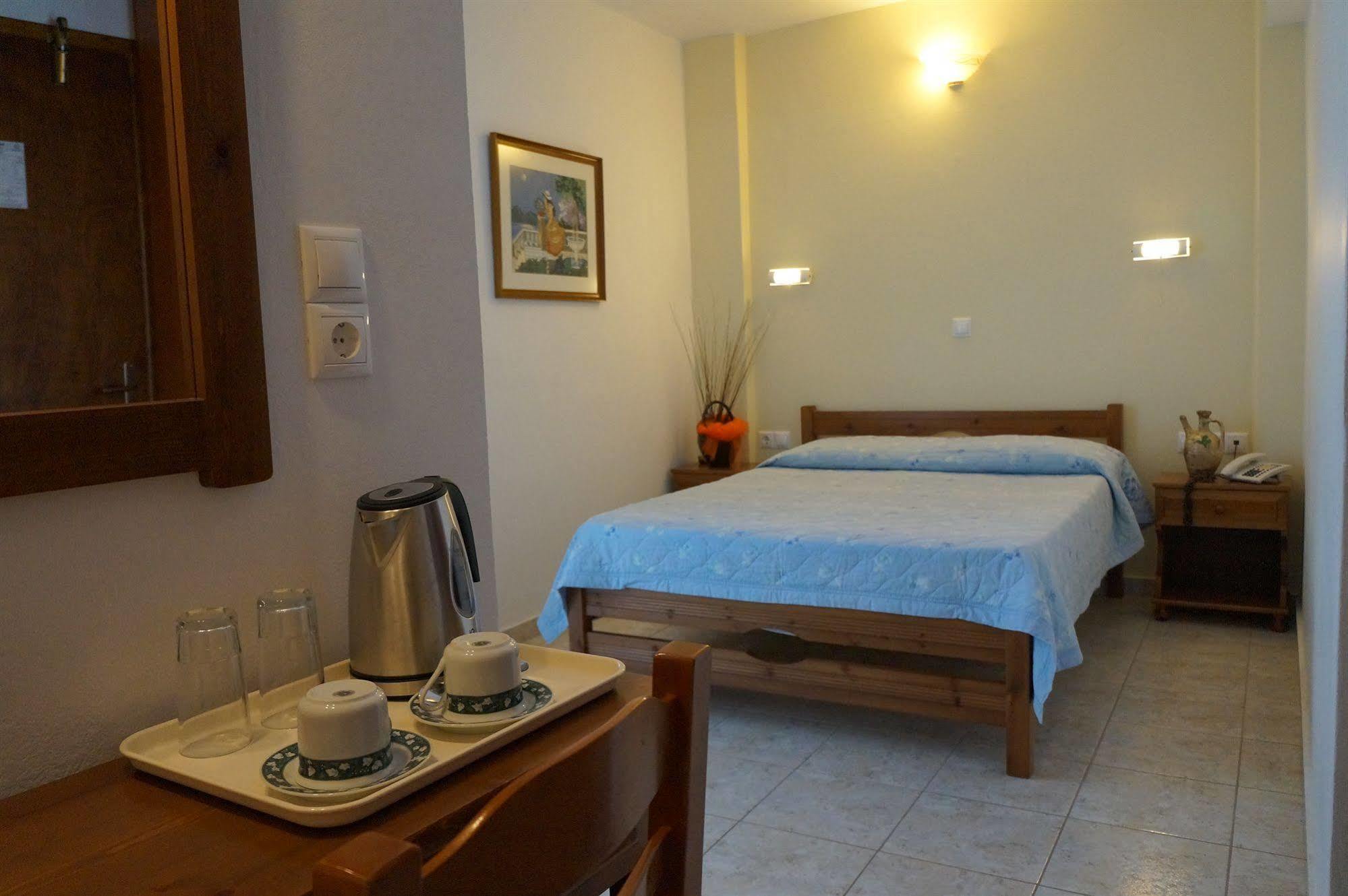 Hotel Zeus Naxos City Exterior photo