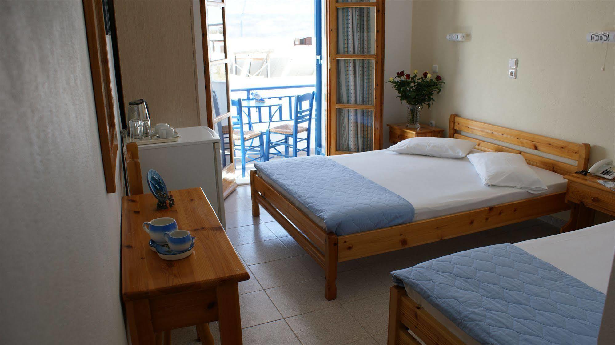 Hotel Zeus Naxos City Exterior photo
